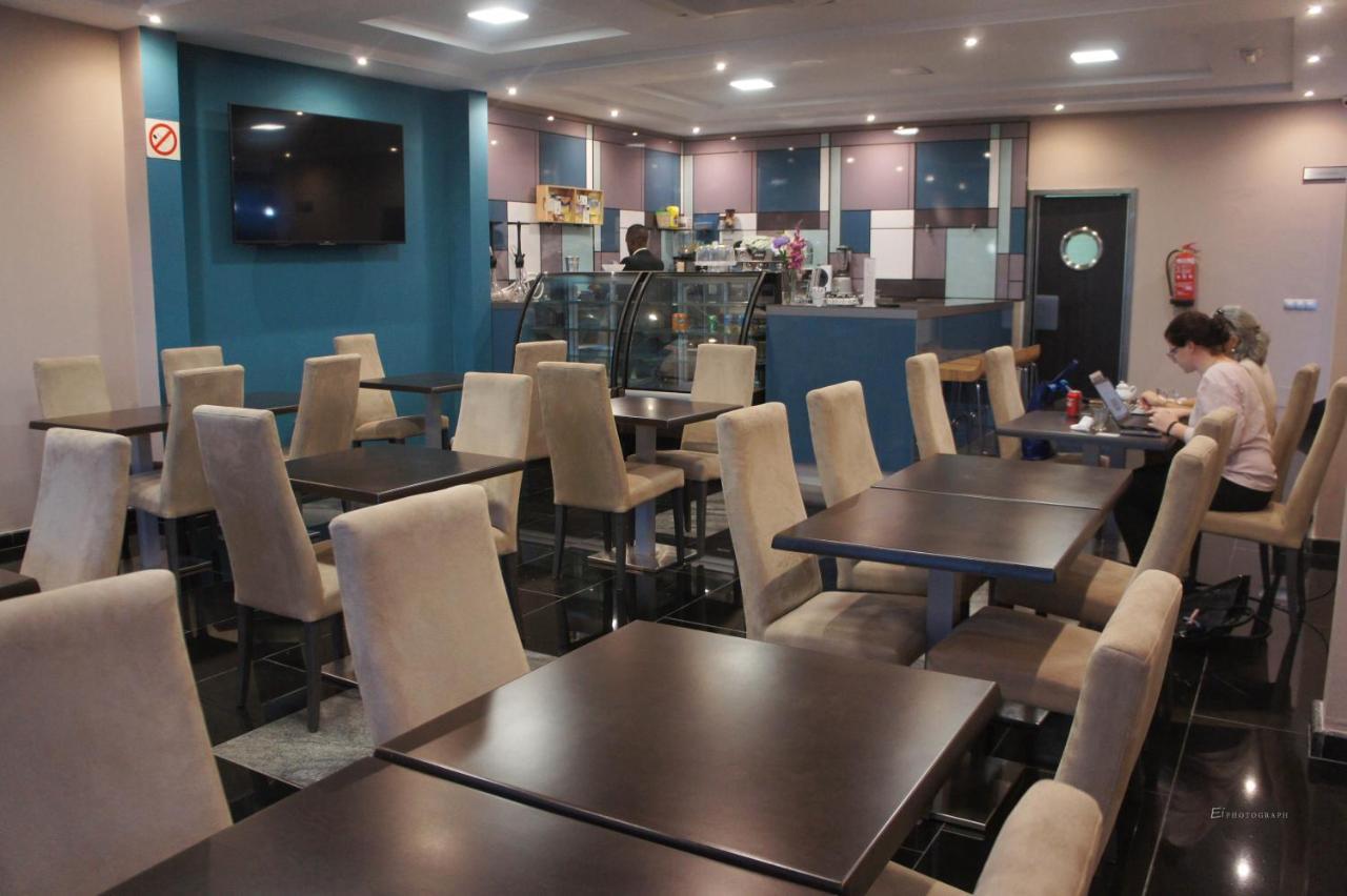 Hotel Tasiast Nouadhibou Bagian luar foto